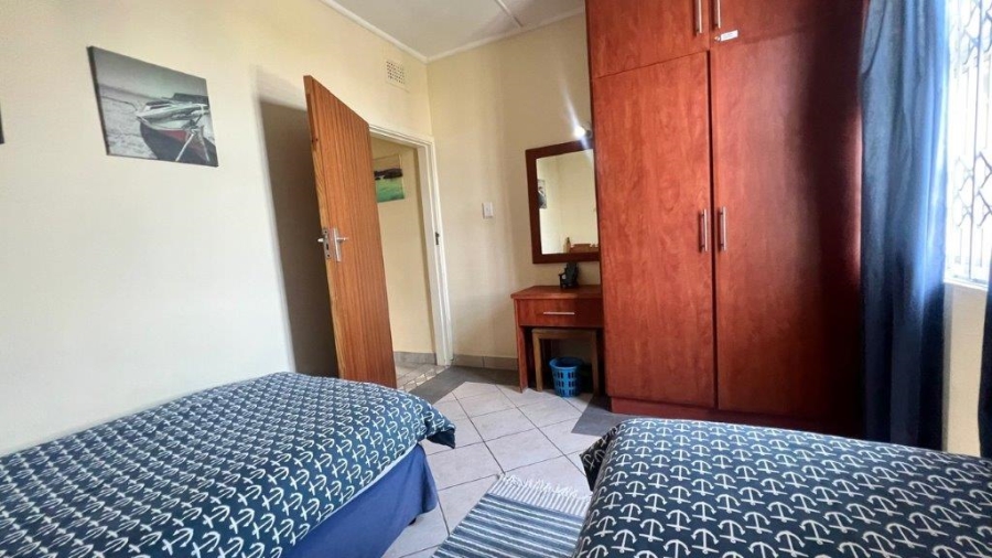 2 Bedroom Property for Sale in Uvongo KwaZulu-Natal