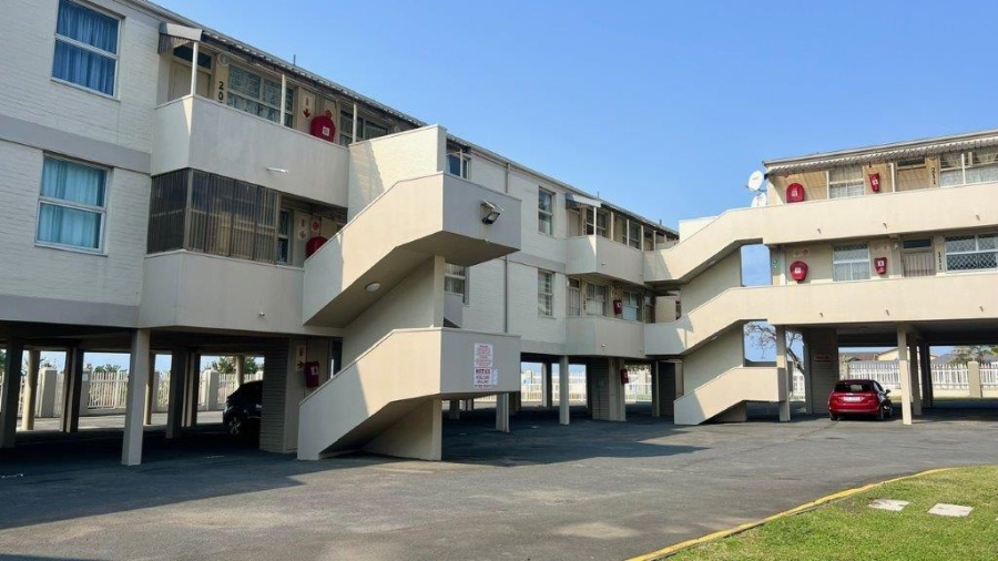 2 Bedroom Property for Sale in Uvongo KwaZulu-Natal