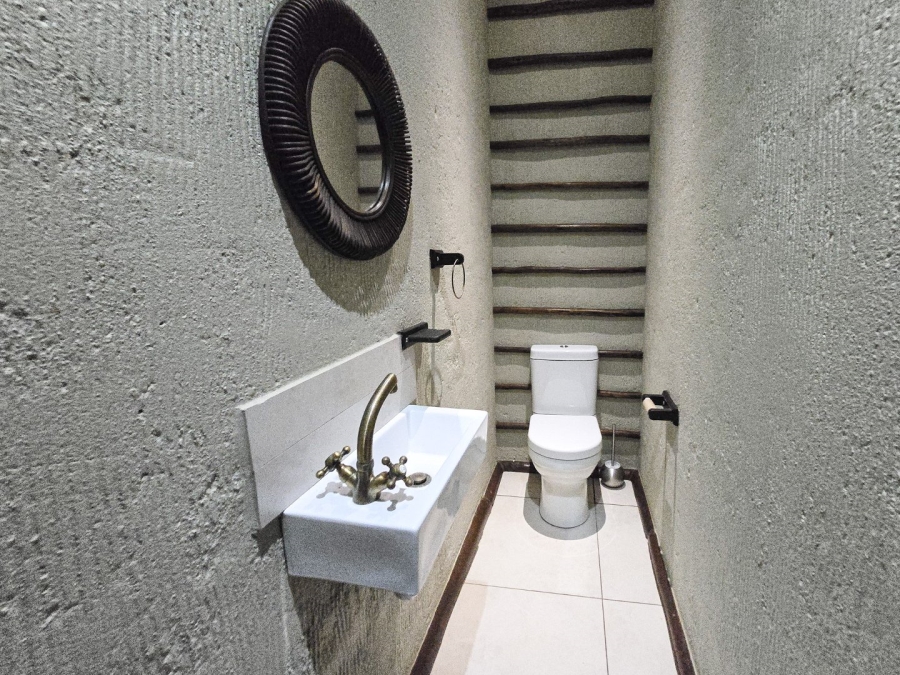 4 Bedroom Property for Sale in Shelly Beach KwaZulu-Natal