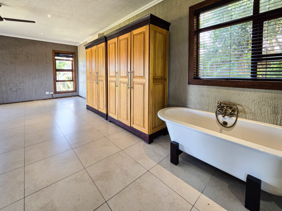 4 Bedroom Property for Sale in Shelly Beach KwaZulu-Natal