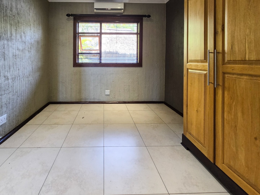 4 Bedroom Property for Sale in Shelly Beach KwaZulu-Natal