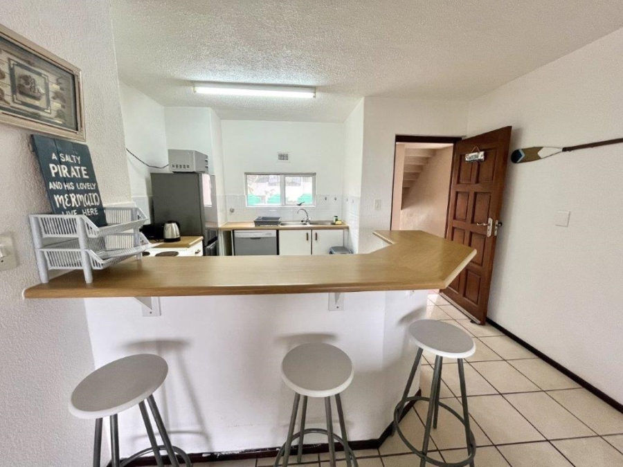 2 Bedroom Property for Sale in Uvongo KwaZulu-Natal