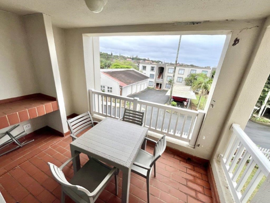 2 Bedroom Property for Sale in Uvongo KwaZulu-Natal