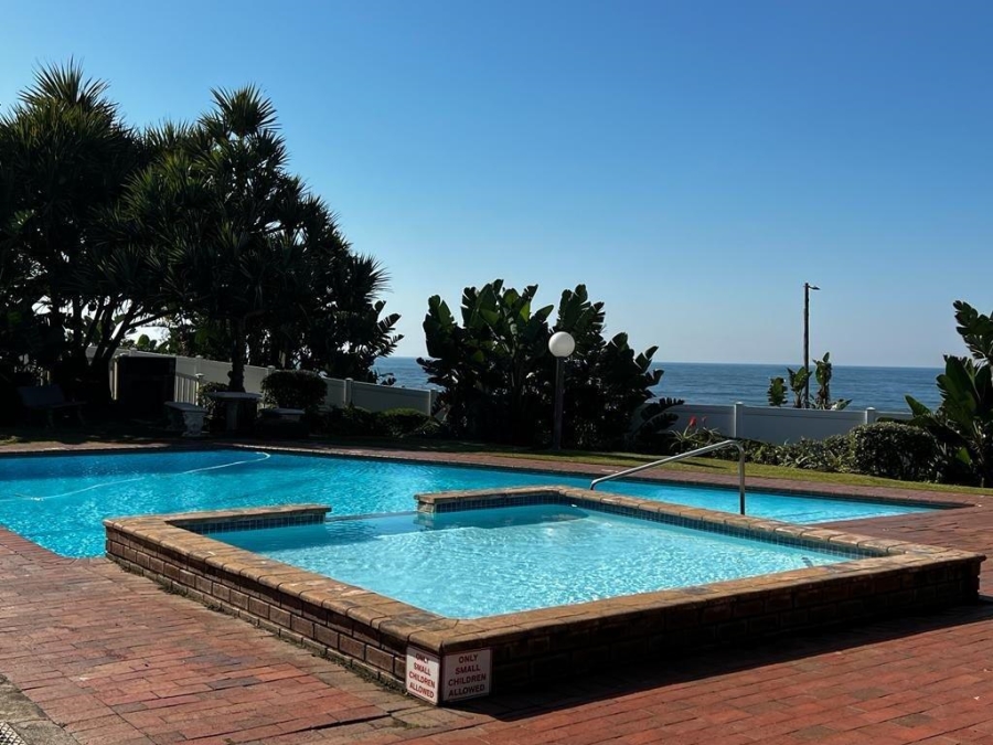 2 Bedroom Property for Sale in Uvongo KwaZulu-Natal