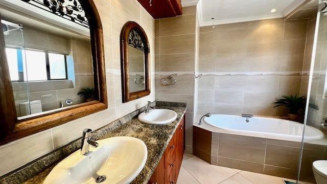 4 Bedroom Property for Sale in Ramsgate KwaZulu-Natal