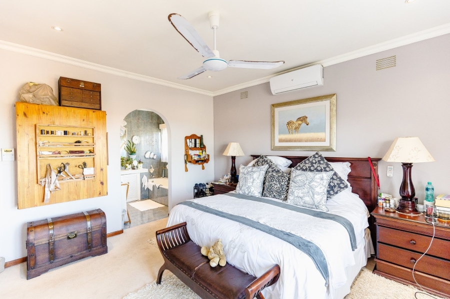 4 Bedroom Property for Sale in Margate KwaZulu-Natal