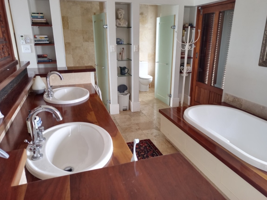 4 Bedroom Property for Sale in Southbroom KwaZulu-Natal