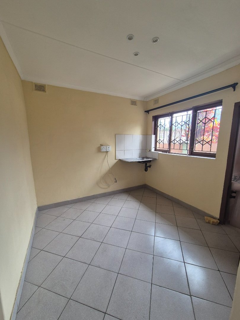 To Let 1 Bedroom Property for Rent in Merewent KwaZulu-Natal