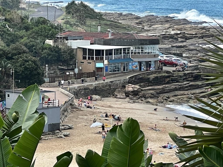 2 Bedroom Property for Sale in Uvongo KwaZulu-Natal