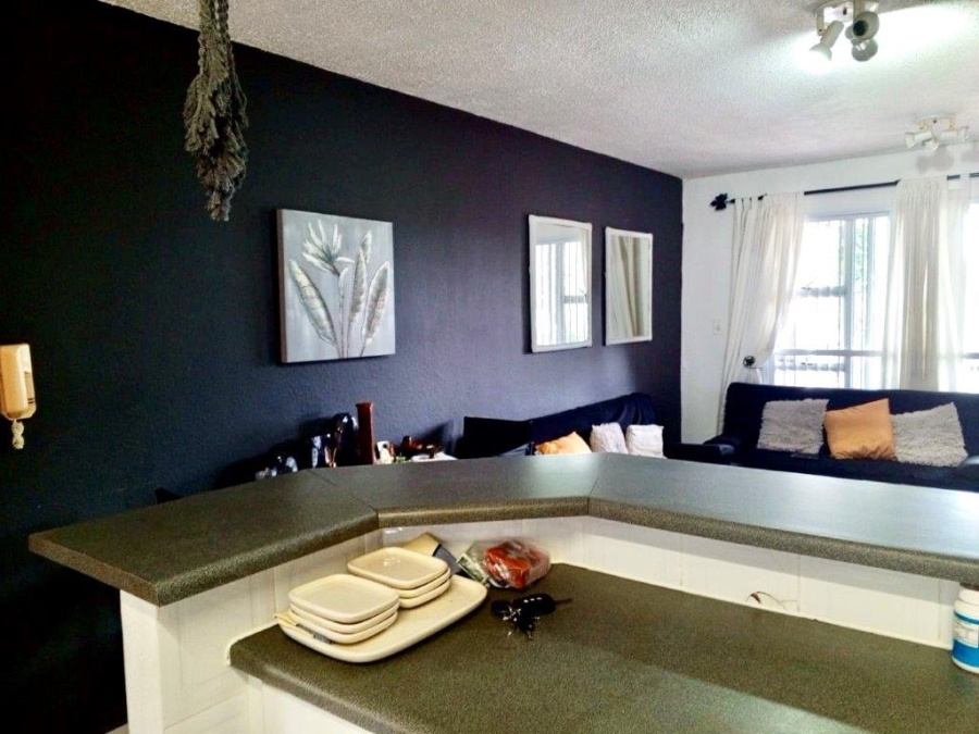 2 Bedroom Property for Sale in Uvongo KwaZulu-Natal