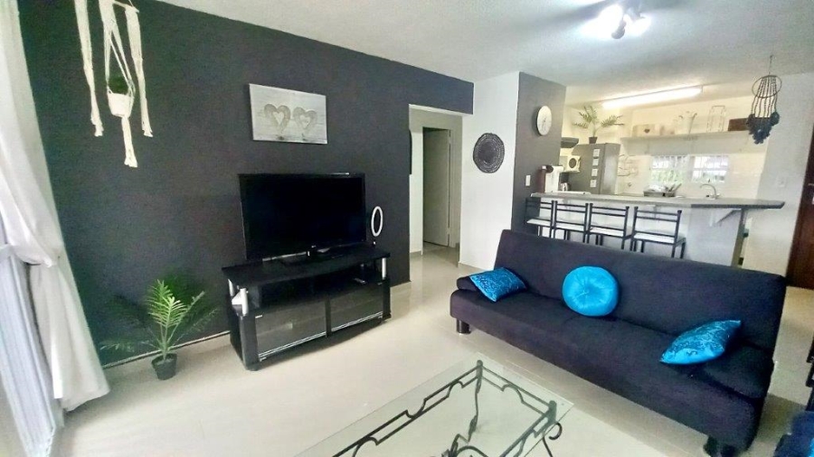 2 Bedroom Property for Sale in Uvongo KwaZulu-Natal