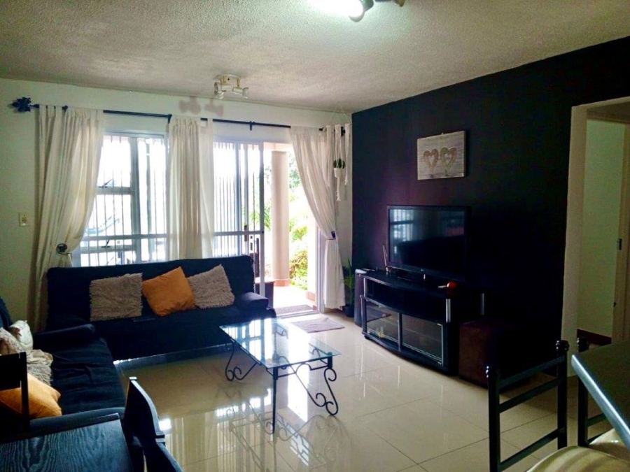 2 Bedroom Property for Sale in Uvongo KwaZulu-Natal