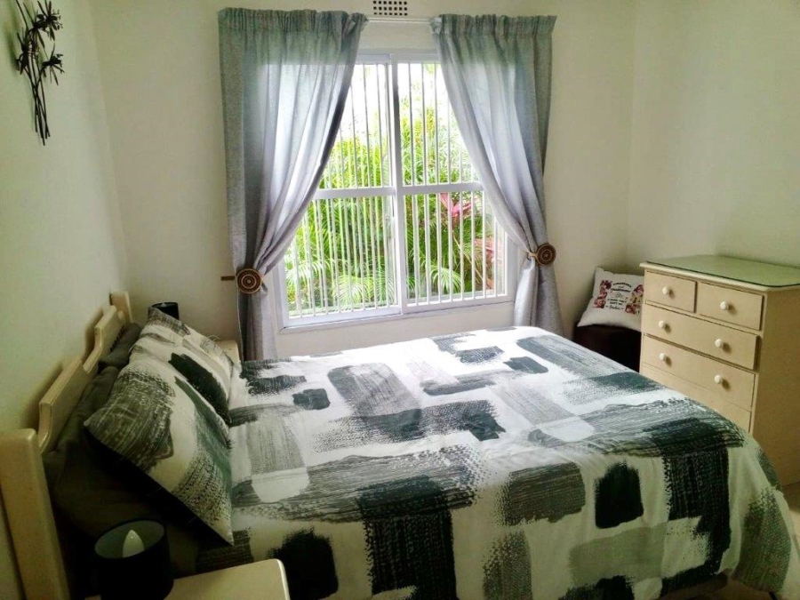 2 Bedroom Property for Sale in Uvongo KwaZulu-Natal