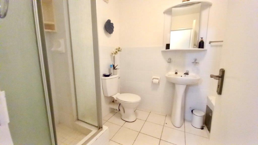 2 Bedroom Property for Sale in Uvongo KwaZulu-Natal