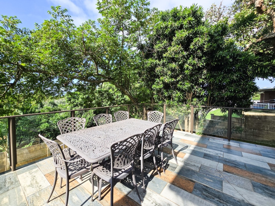 5 Bedroom Property for Sale in Shelly Beach KwaZulu-Natal