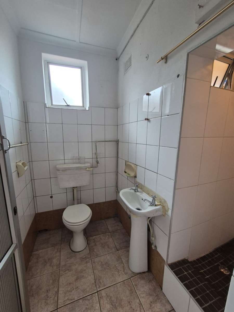 To Let 1 Bedroom Property for Rent in Bluff KwaZulu-Natal