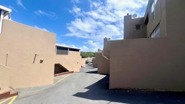 2 Bedroom Property for Sale in Uvongo KwaZulu-Natal