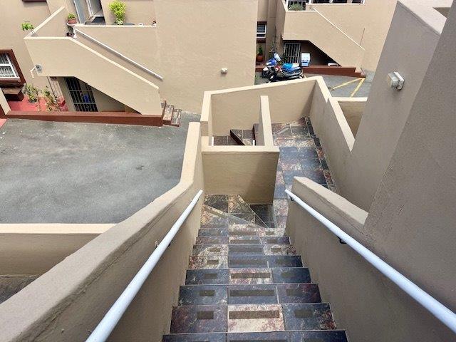 2 Bedroom Property for Sale in Uvongo KwaZulu-Natal