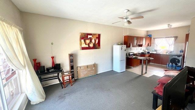 2 Bedroom Property for Sale in Uvongo KwaZulu-Natal