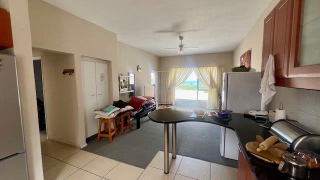 2 Bedroom Property for Sale in Uvongo KwaZulu-Natal