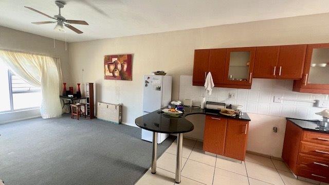 2 Bedroom Property for Sale in Uvongo KwaZulu-Natal