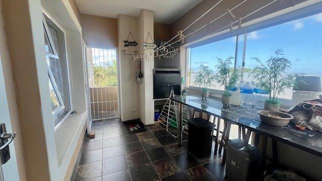 2 Bedroom Property for Sale in Uvongo KwaZulu-Natal