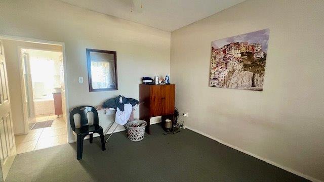 2 Bedroom Property for Sale in Uvongo KwaZulu-Natal