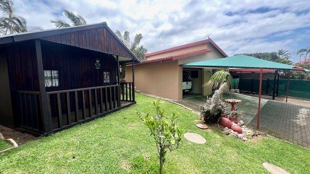 5 Bedroom Property for Sale in Manaba Beach KwaZulu-Natal