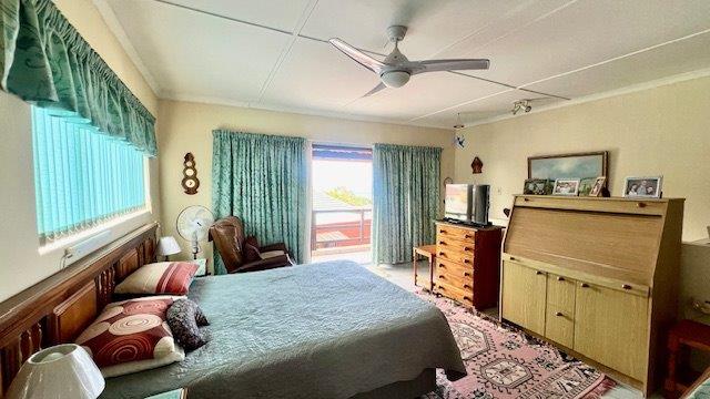 5 Bedroom Property for Sale in Manaba Beach KwaZulu-Natal