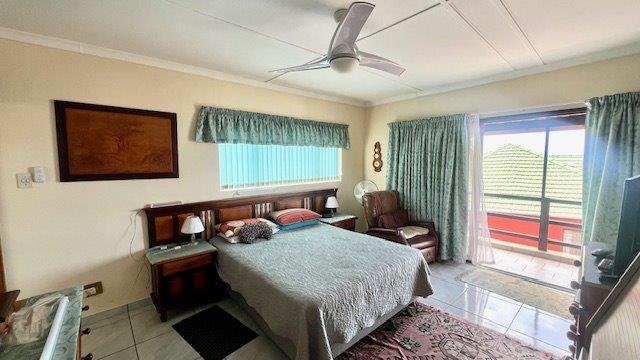 5 Bedroom Property for Sale in Manaba Beach KwaZulu-Natal