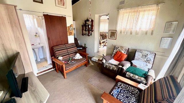 5 Bedroom Property for Sale in Manaba Beach KwaZulu-Natal