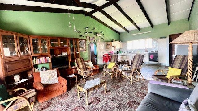 5 Bedroom Property for Sale in Manaba Beach KwaZulu-Natal