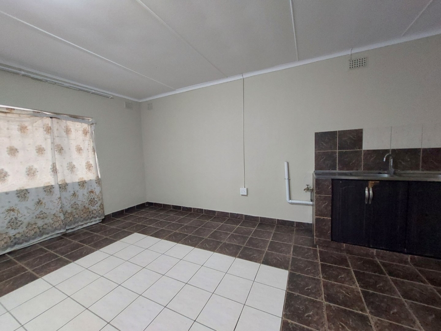 6 Bedroom Property for Sale in Highridge KwaZulu-Natal