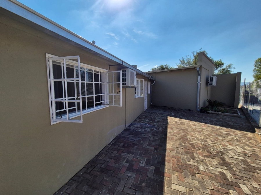 3 Bedroom Property for Sale in Fernwood KwaZulu-Natal