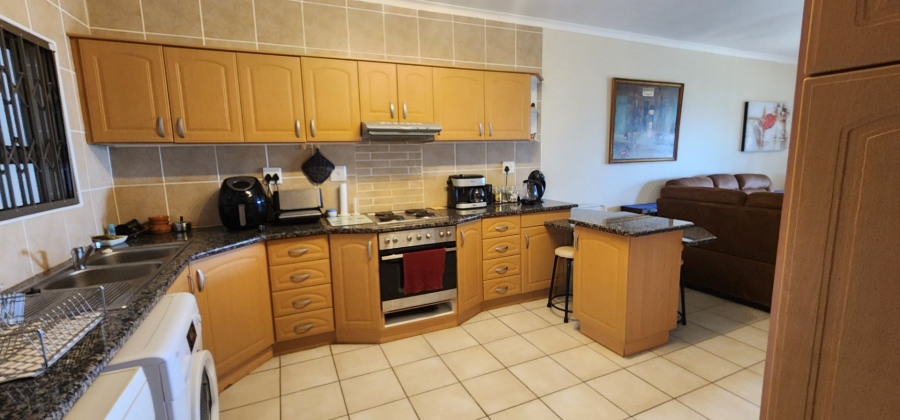 2 Bedroom Property for Sale in Hibberdene KwaZulu-Natal