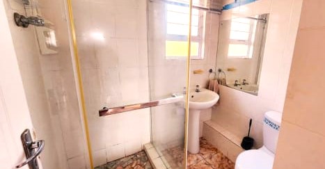 4 Bedroom Property for Sale in Anerley KwaZulu-Natal