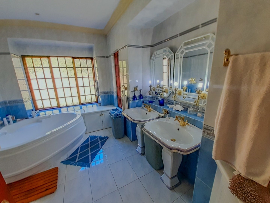 3 Bedroom Property for Sale in Marina Beach KwaZulu-Natal