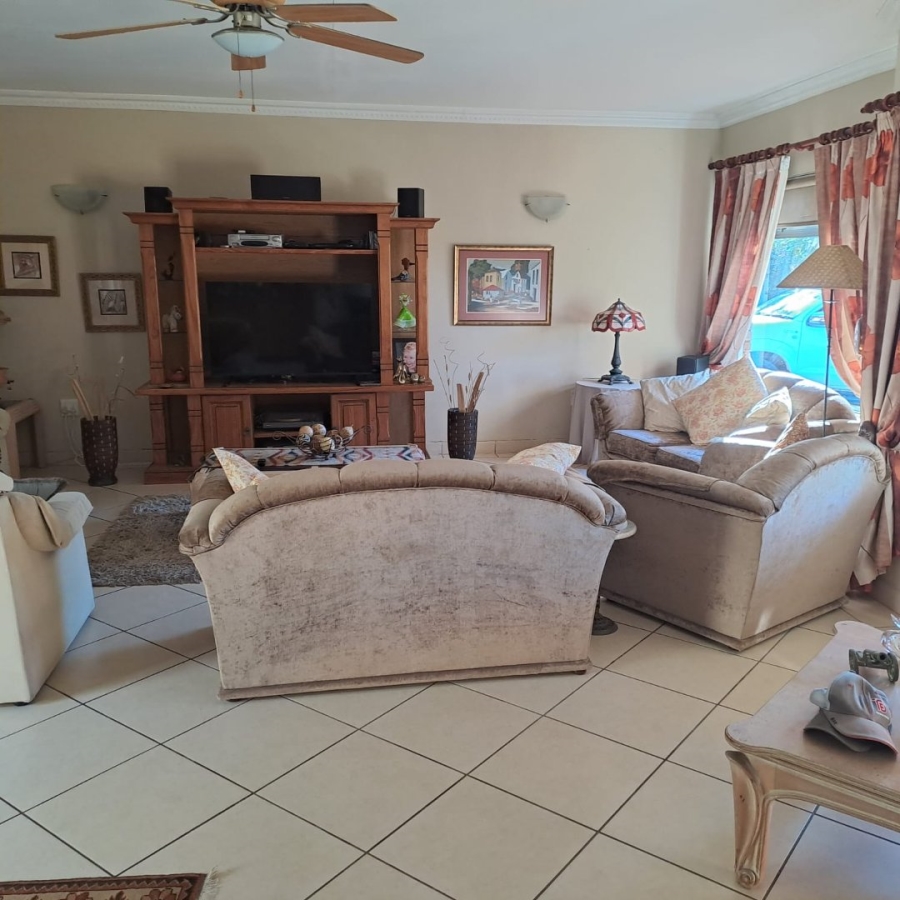 3 Bedroom Property for Sale in Freeland Park KwaZulu-Natal