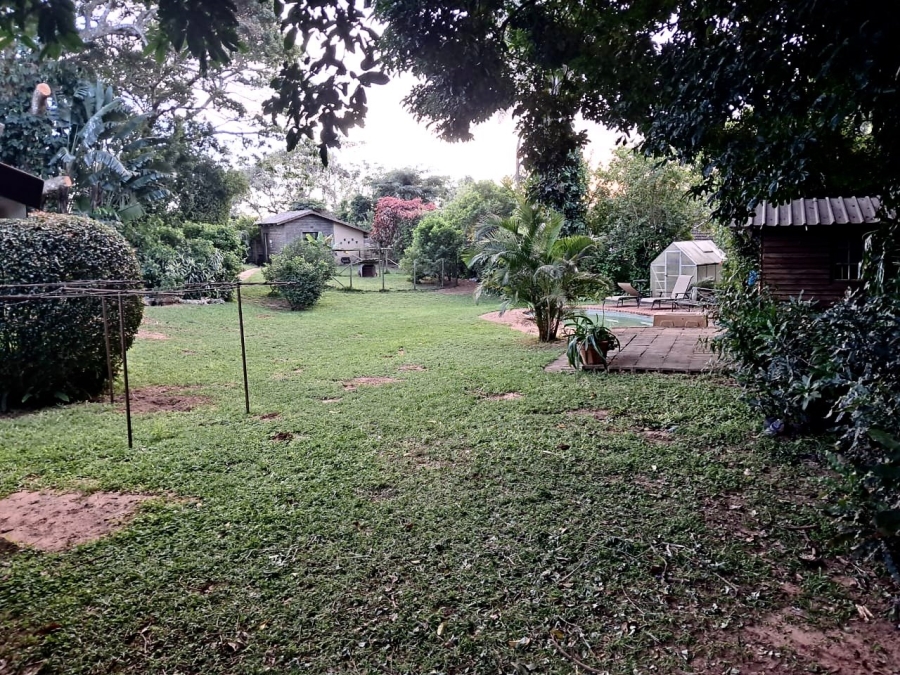 4 Bedroom Property for Sale in Umtentweni KwaZulu-Natal