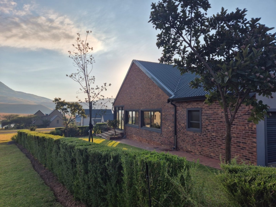 3 Bedroom Property for Sale in Vulintaba Country Estate KwaZulu-Natal