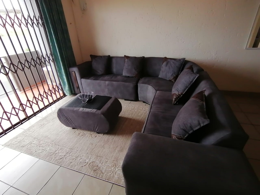 2 Bedroom Property for Sale in Uvongo KwaZulu-Natal