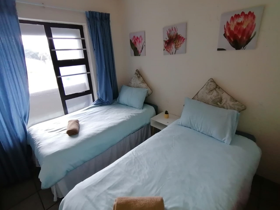 2 Bedroom Property for Sale in Uvongo KwaZulu-Natal