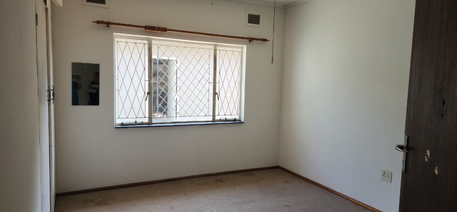 3 Bedroom Property for Sale in Southport KwaZulu-Natal
