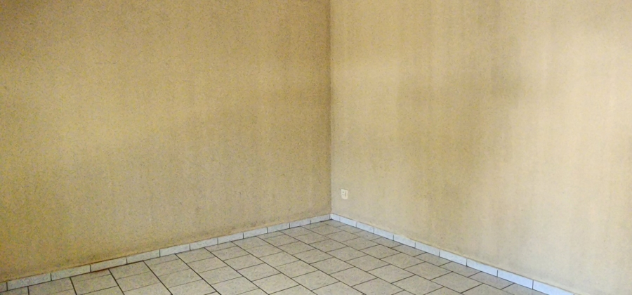 2 Bedroom Property for Sale in Uvongo KwaZulu-Natal