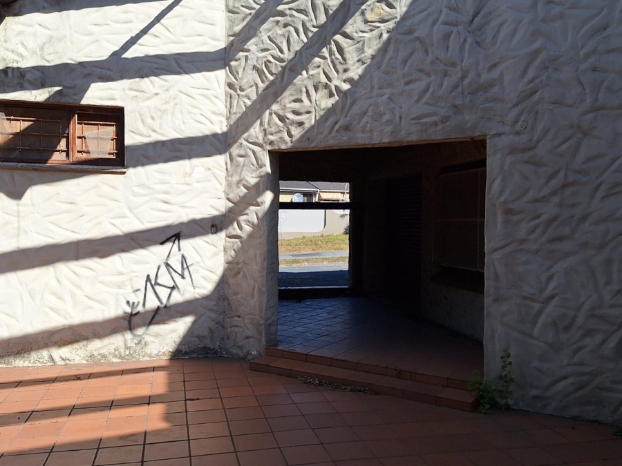 Commercial Property for Sale in Hibberdene KwaZulu-Natal