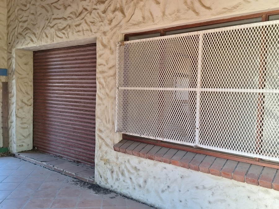 Commercial Property for Sale in Hibberdene KwaZulu-Natal