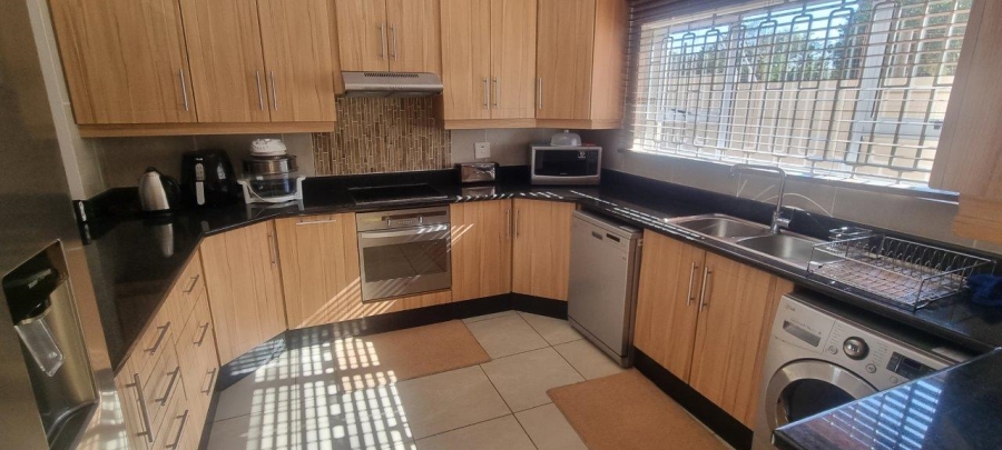 3 Bedroom Property for Sale in Elysium KwaZulu-Natal