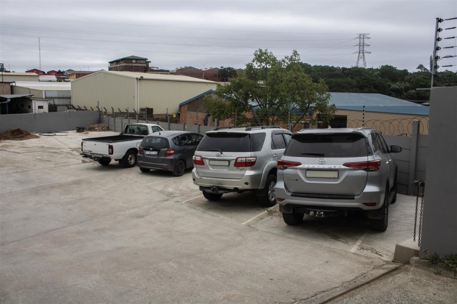 Commercial Property for Sale in Grosvenor KwaZulu-Natal
