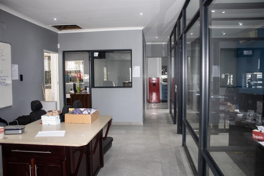 Commercial Property for Sale in Grosvenor KwaZulu-Natal