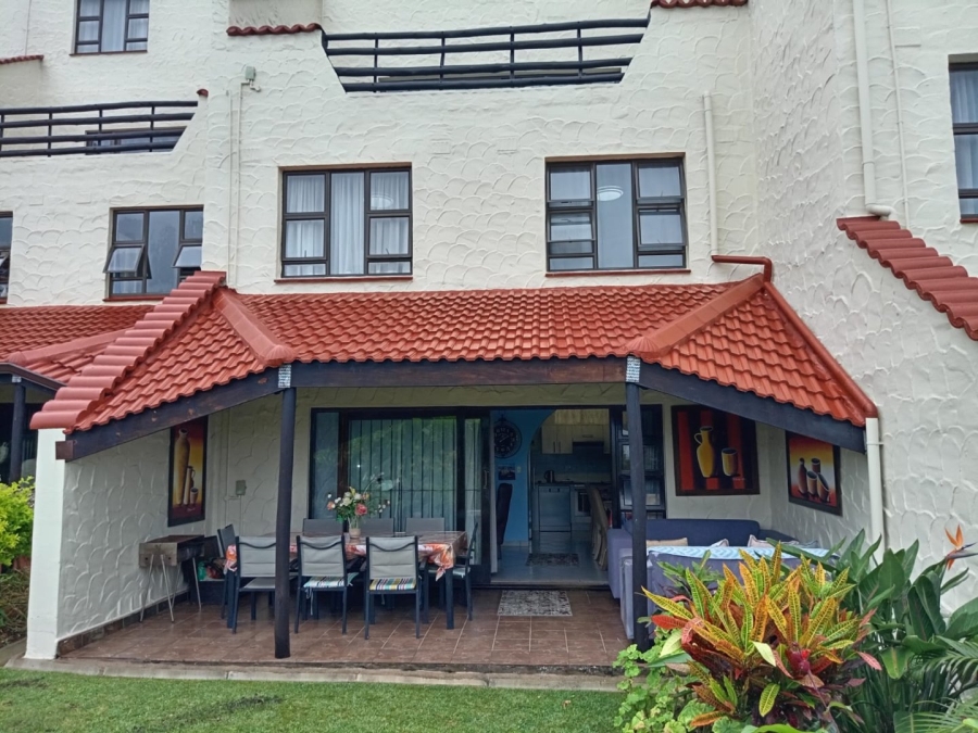 2 Bedroom Property for Sale in Uvongo KwaZulu-Natal